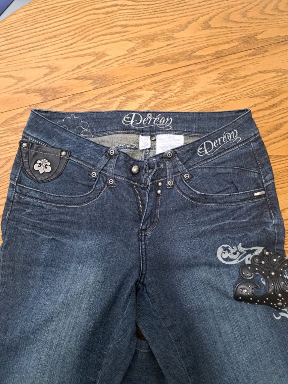 Vintage Dereon by Beyonce Appliqued Bell Bottoms